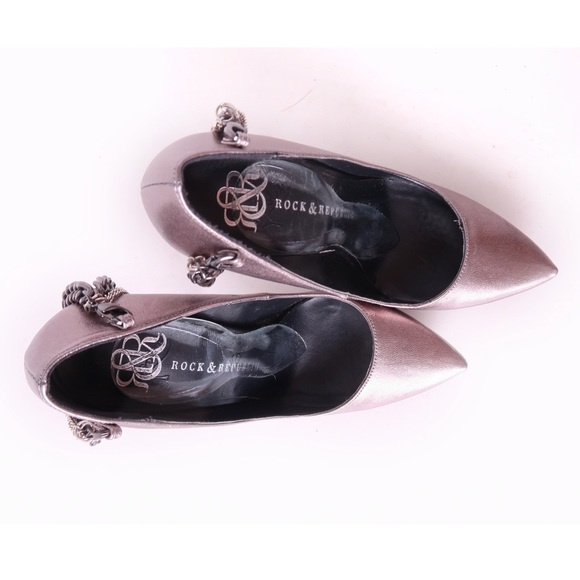 Pewter stiletto platforms with chains - Picture 8 of 8